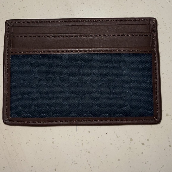 COACH 🤎🖤 card case unisex like new condition - Picture 2 of 11